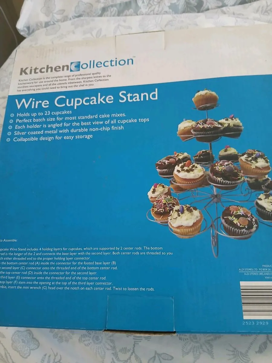 Wire Cupcake Stand - Image 2
