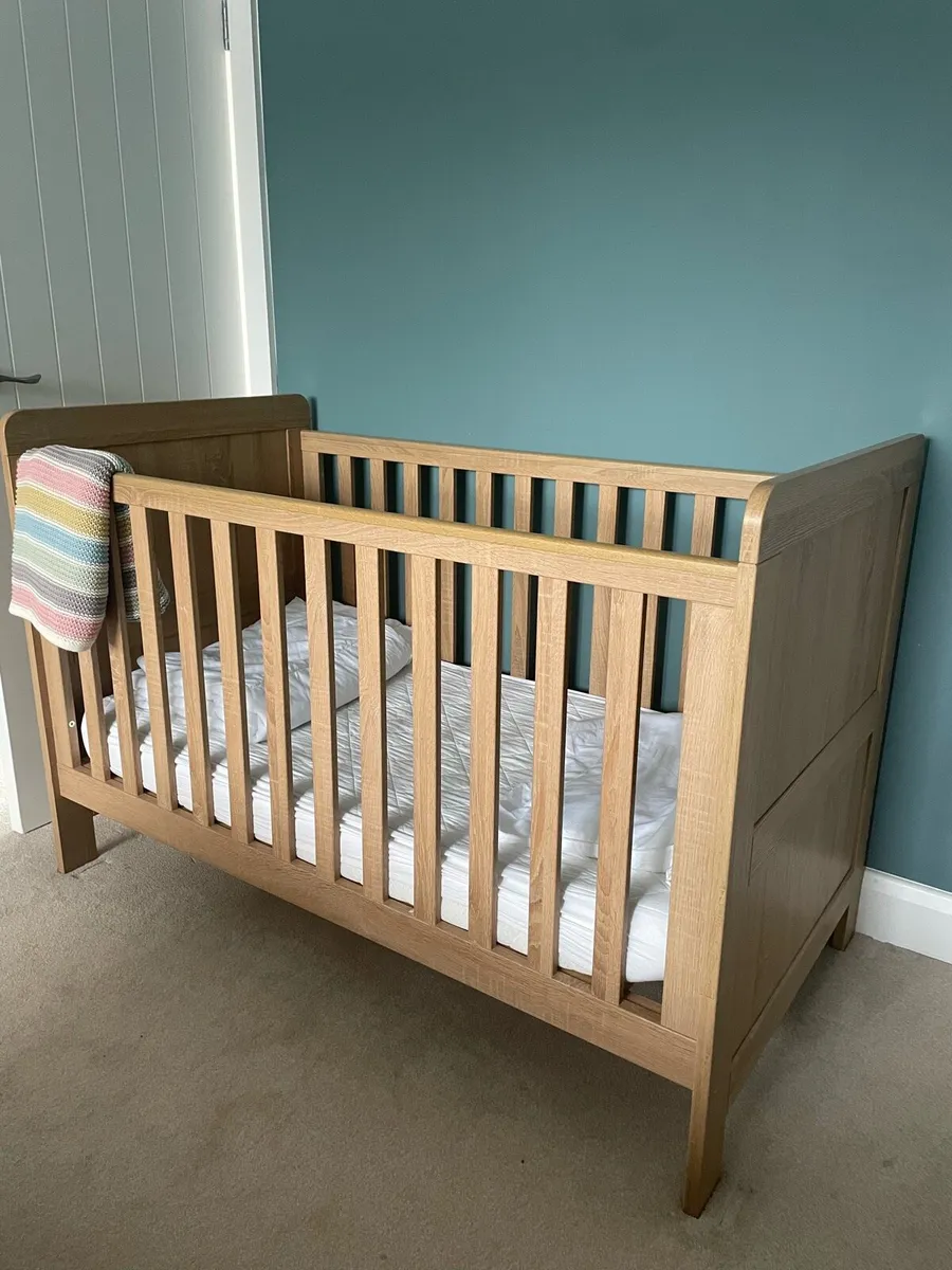 Mamas & Papas Cotbed - Image 3