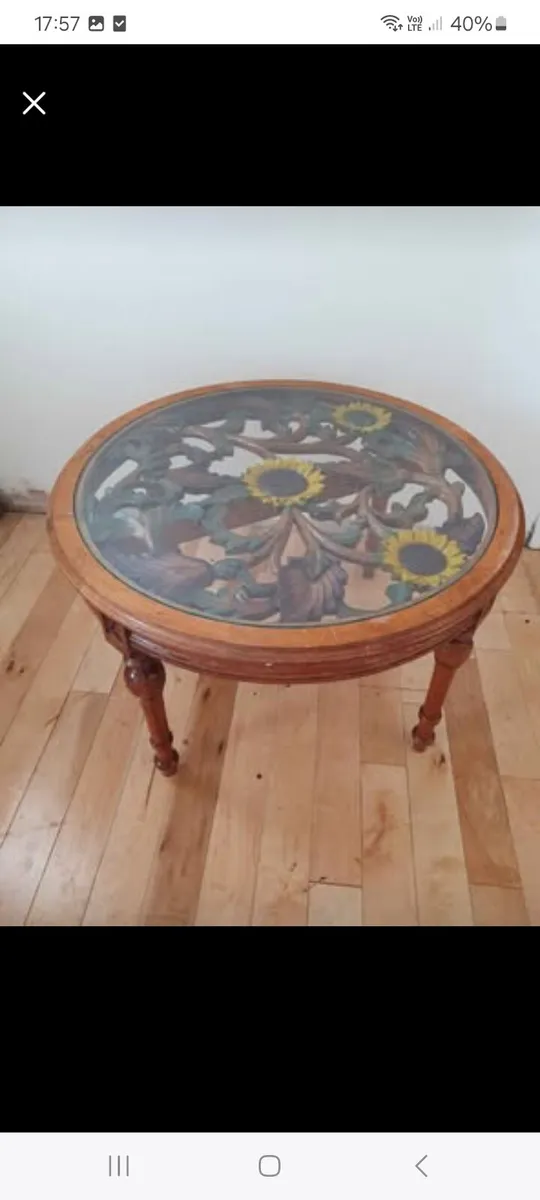 antique walnt pierced coffee table - Image 4