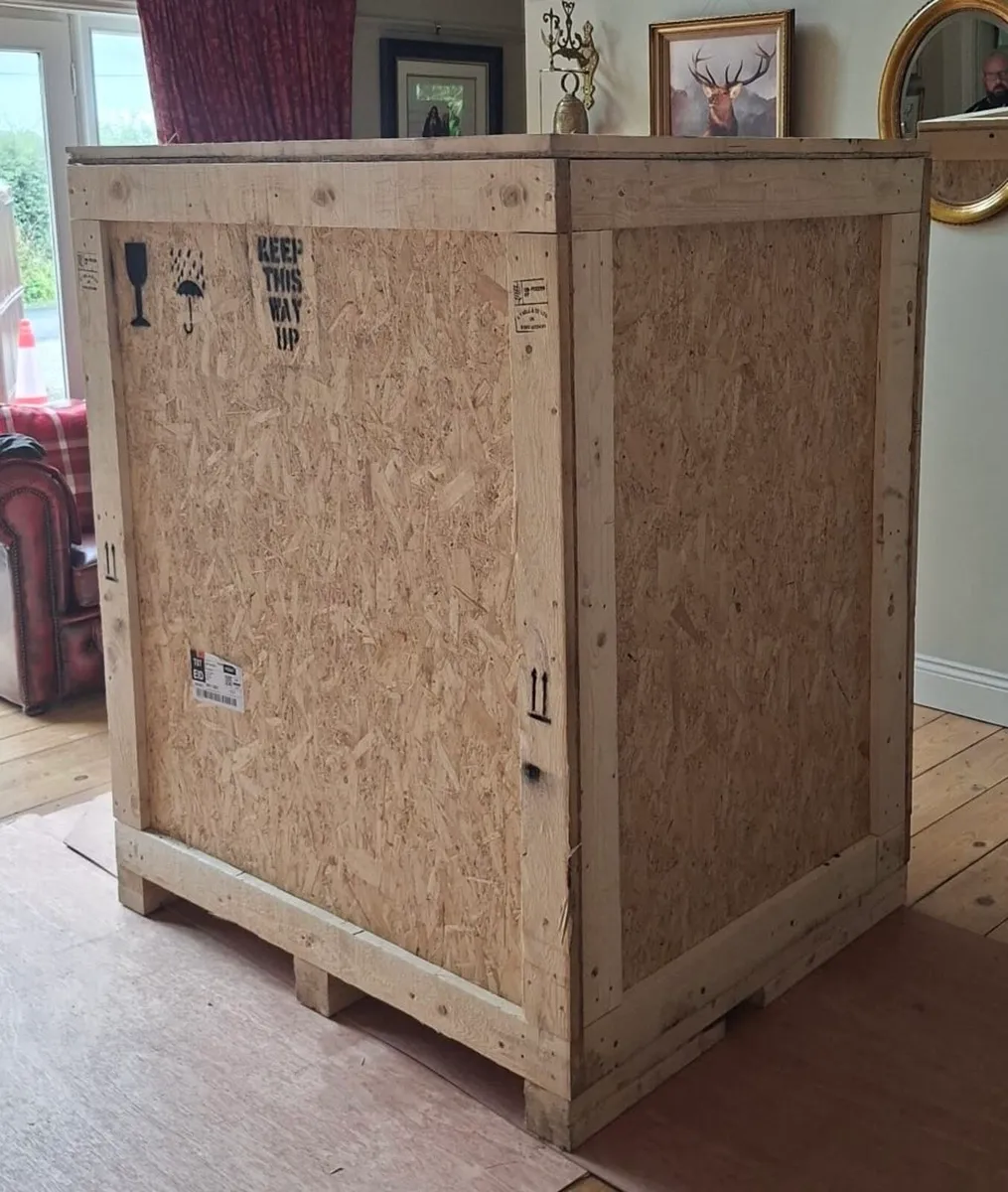 Shipping crate