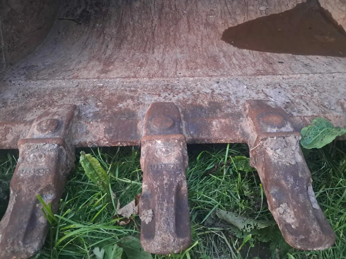 Tighe digging bucket 20 tonne - Image 2