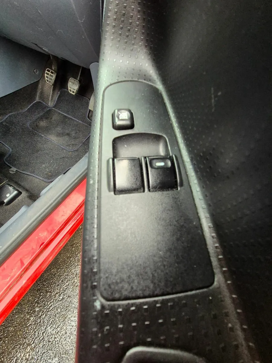 Mitsubishi Colt 2008 - Image 3