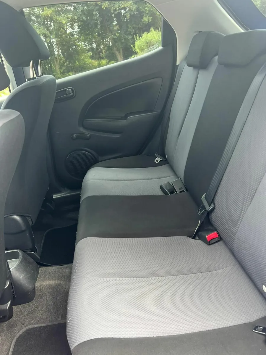Mazda Mazda2 2008 - Image 3