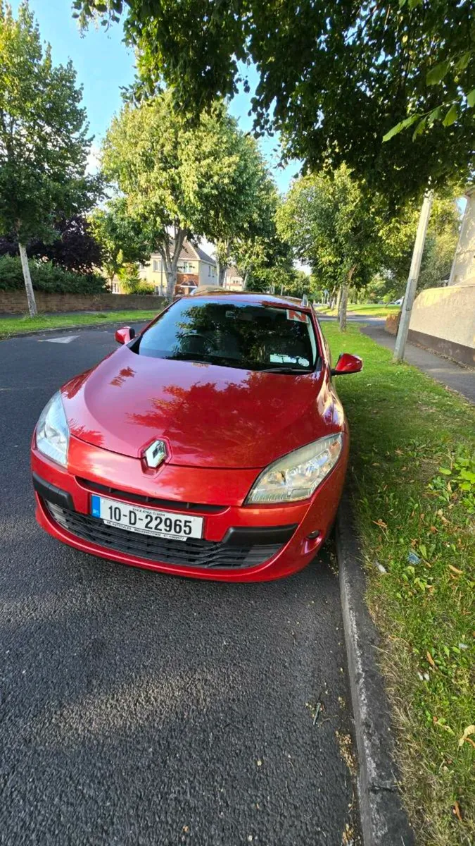 Renault Megane LOW LOW MILEAGE - Image 4