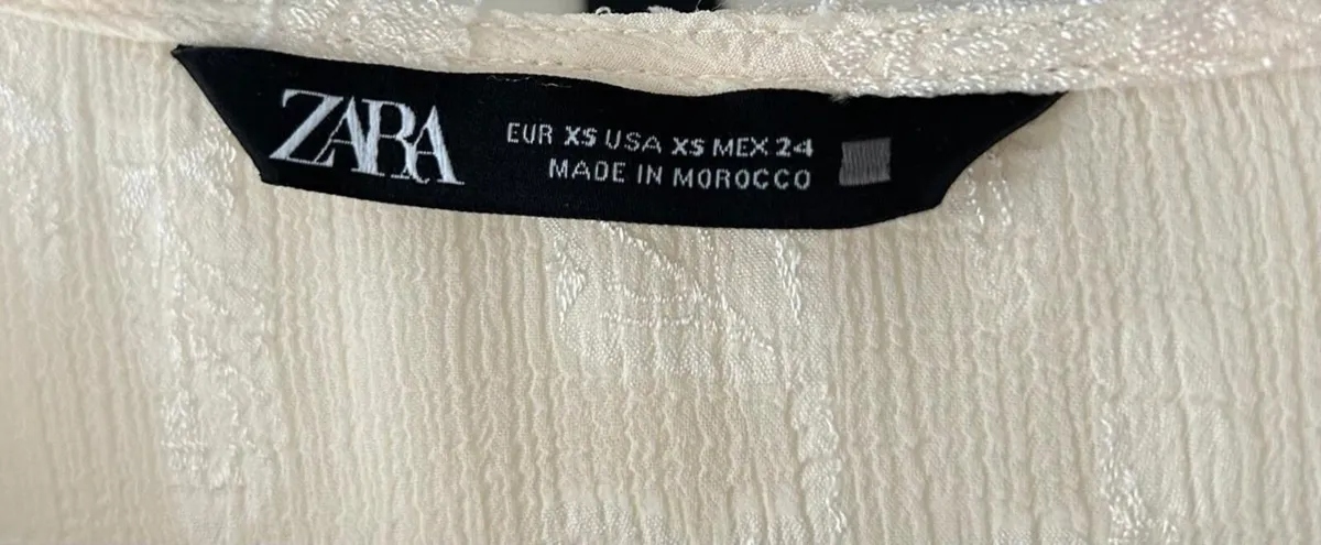 Zara Cream Floral Blouse - Size XS - Image 3