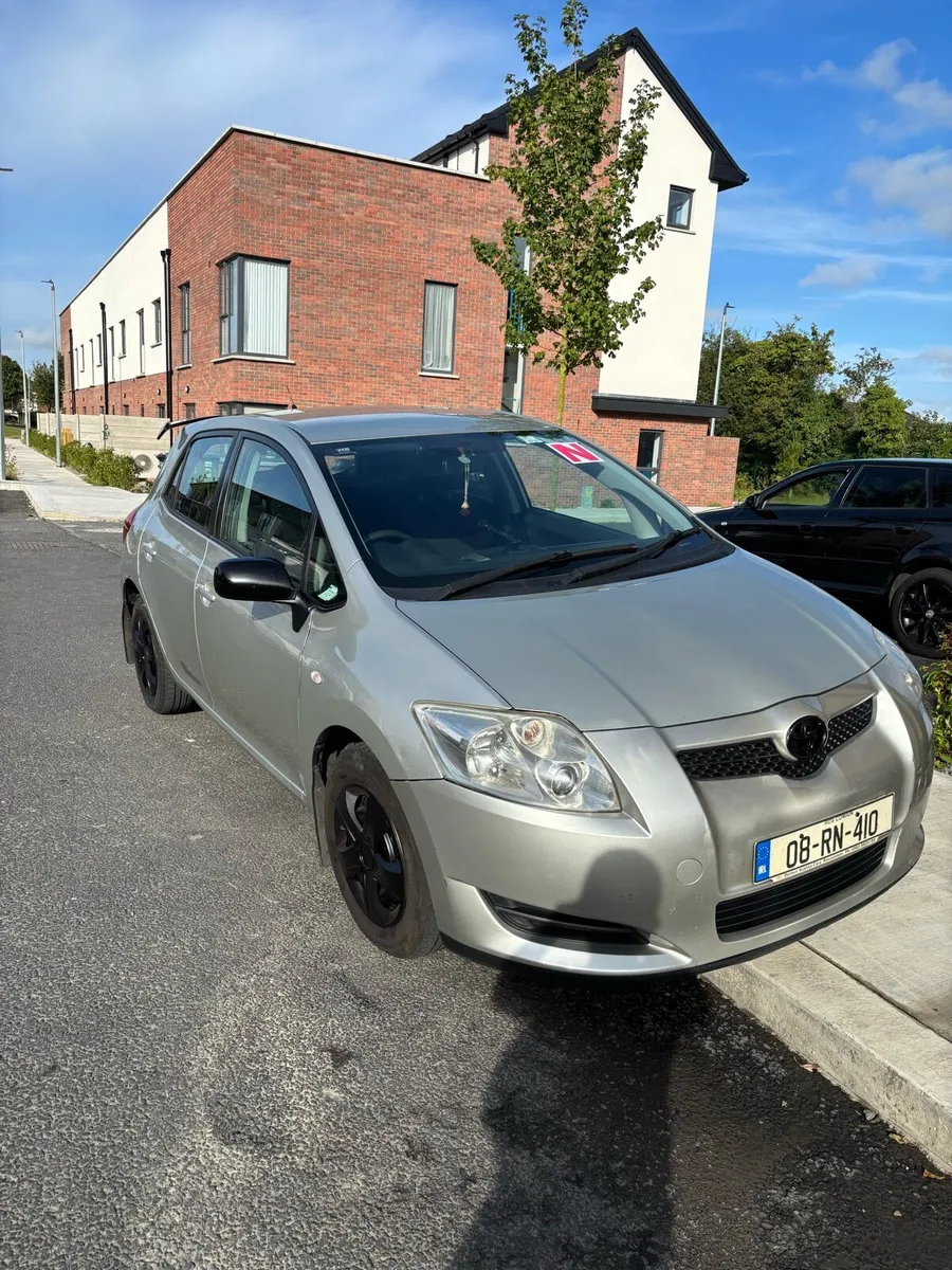 Toyota auris 2008 1.4 petrol - Image 1