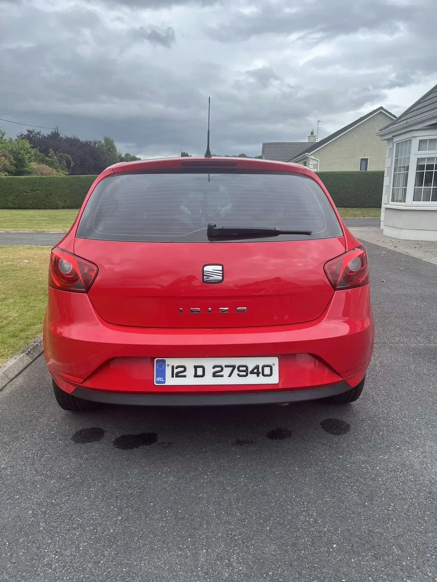 SEAT IBIZA 2012 LOW MILEAGE - Image 4