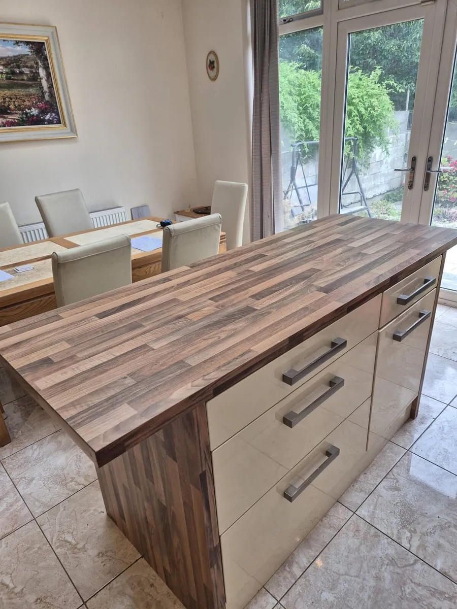 Full Contents of House (Kitchen) - Image 2