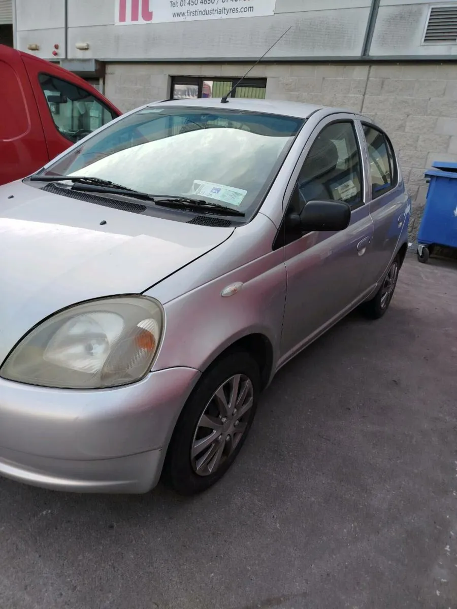 Toyota Yaris 2003 - Image 4
