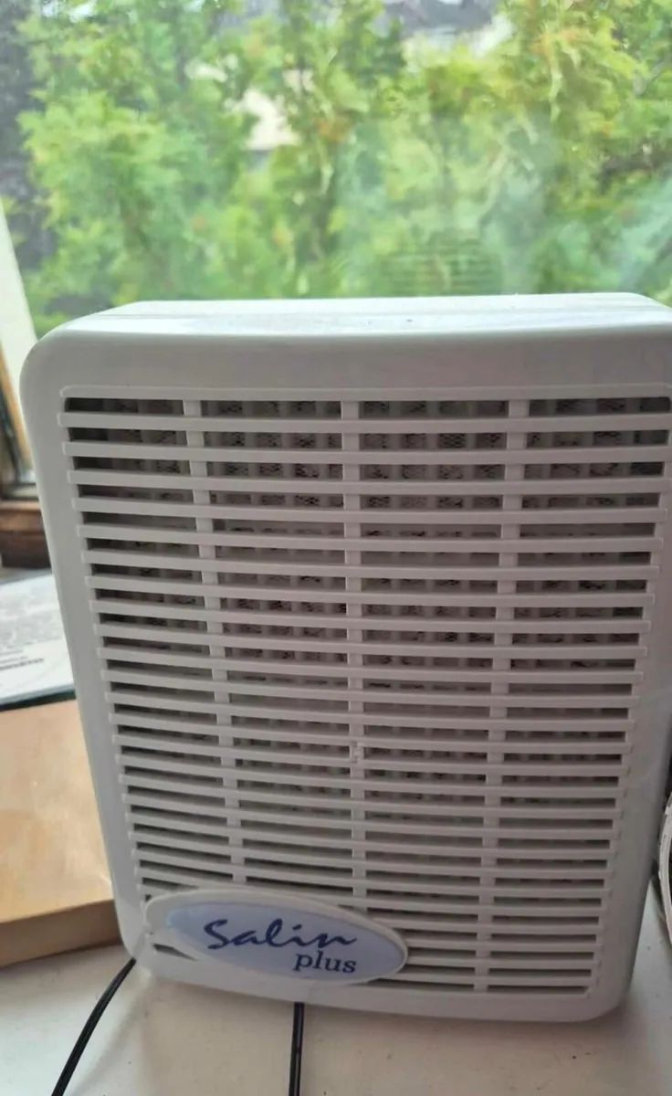 Salin Plus Salt Therapy Air Purifier-Like New+filt - Image 3
