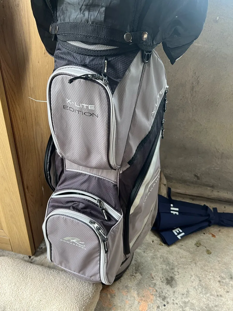 Powakaddy golf bag - Image 1