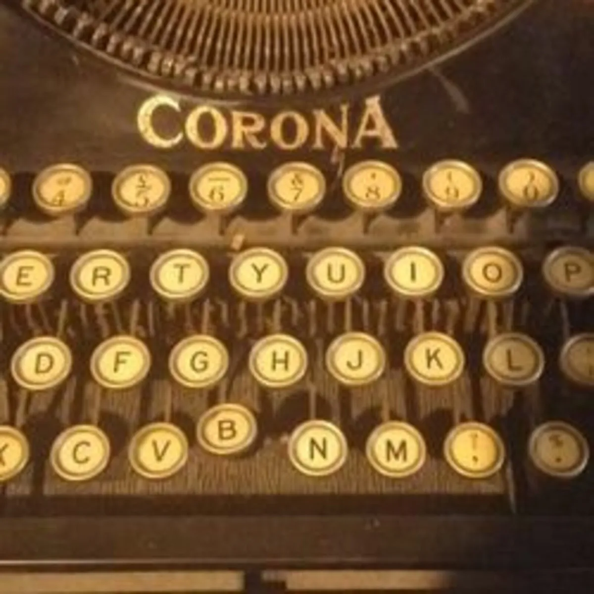 Antique Typewriter made in New York USA - Image 2