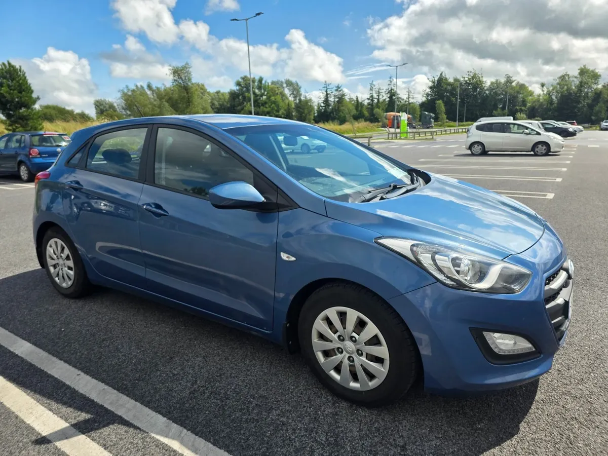 Hyundai i30 2016 - Image 2