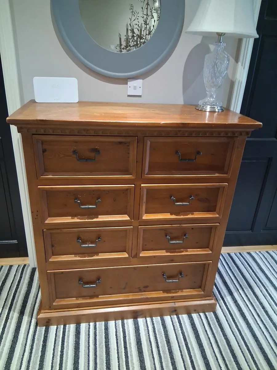 Chest of drawers - Image 2