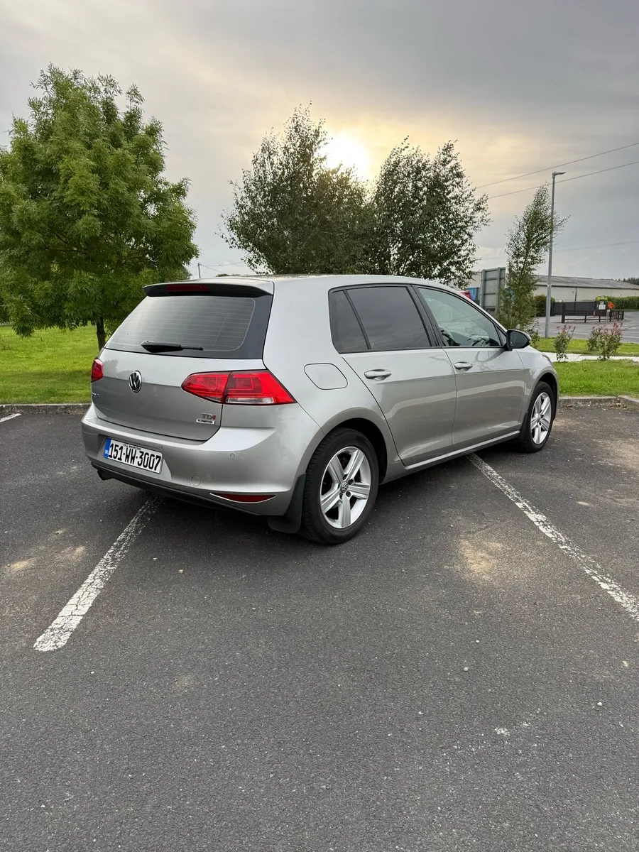 2015 Volkswagen Golf - Image 4