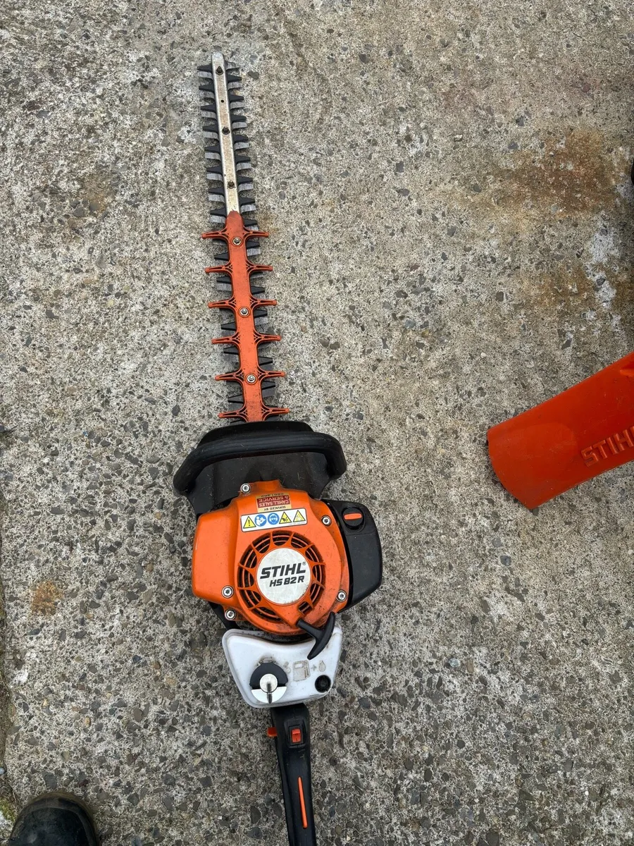 Stihl hedge cutter 82R - Image 2