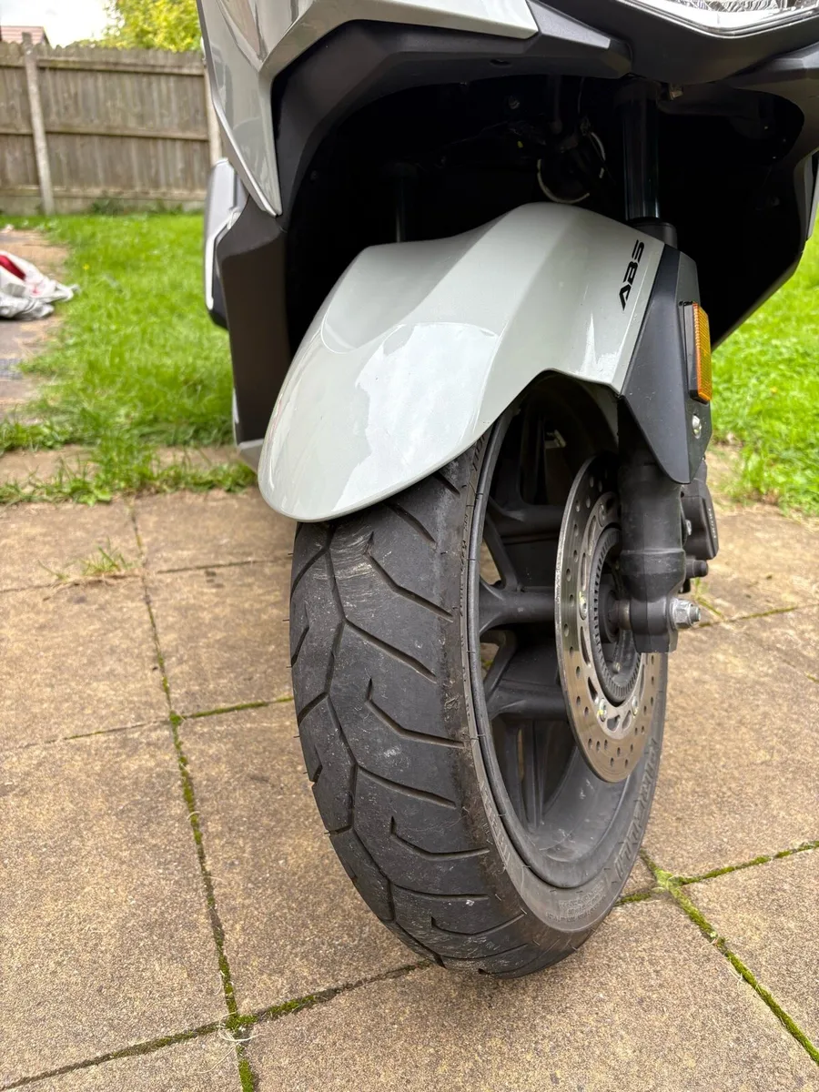 Honda forza - Image 2