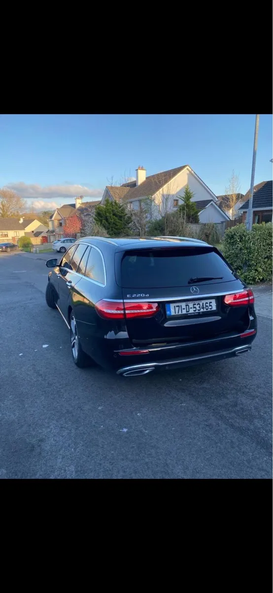 Mercedes Benz E class estate 2017 - Image 2