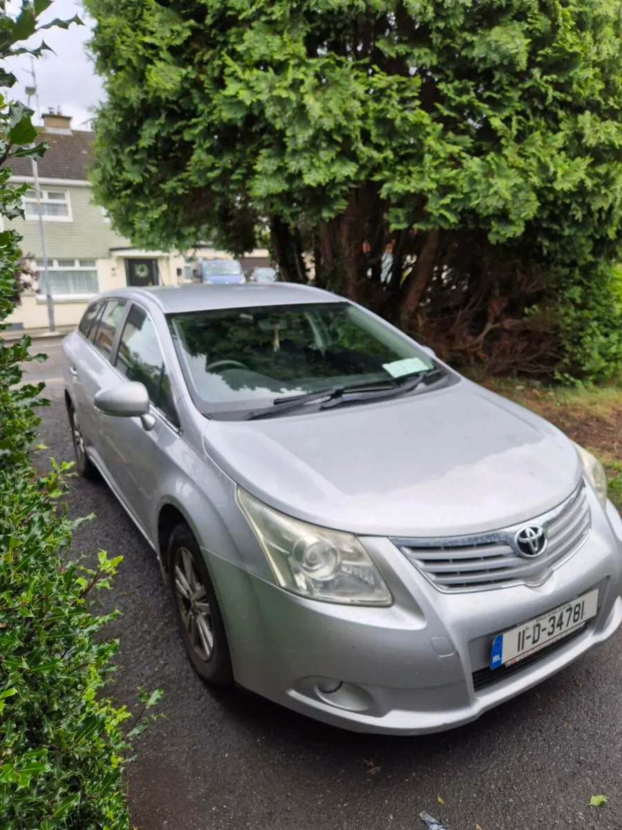 Toyota avensis estate - Image 3