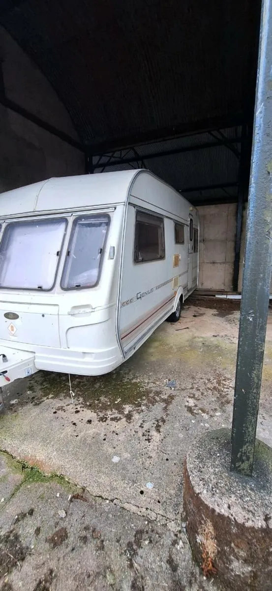 Caravan - Image 2