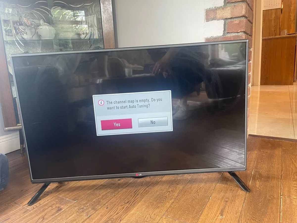 TV - Image 2