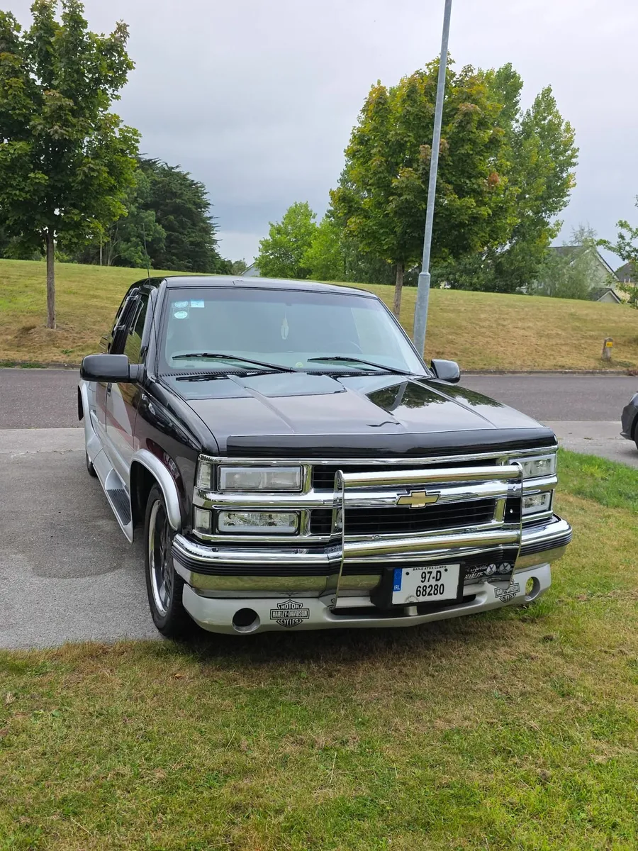 Chevrolet Silverado 1997, Crew Cab,pickup truck - Image 1