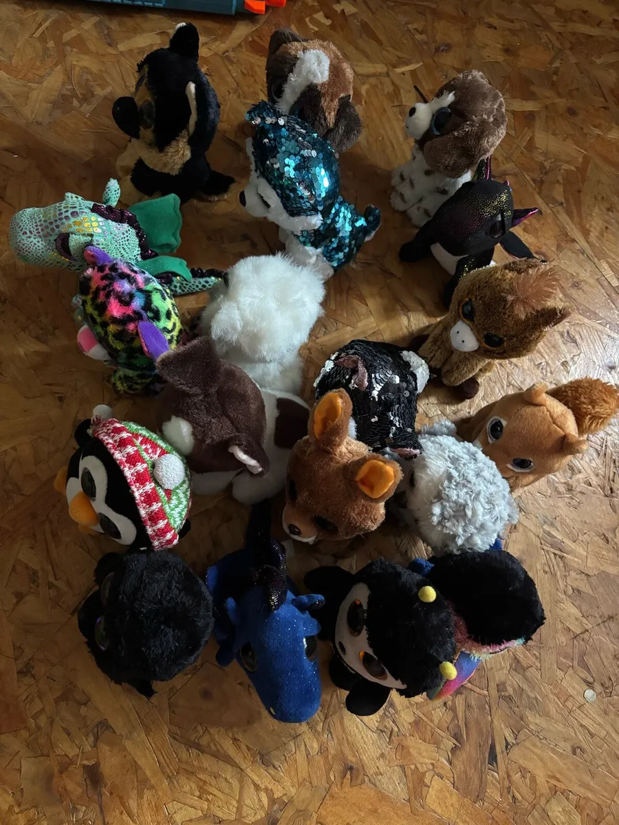 Ty beanie toys - Image 1