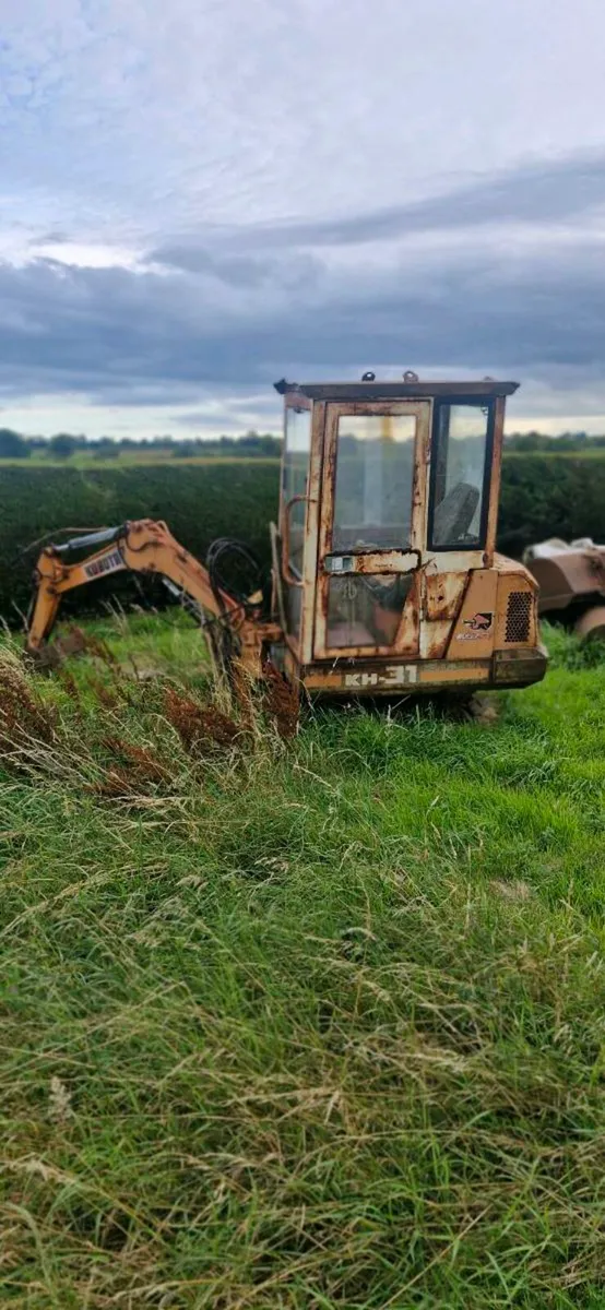 JCB - Image 4