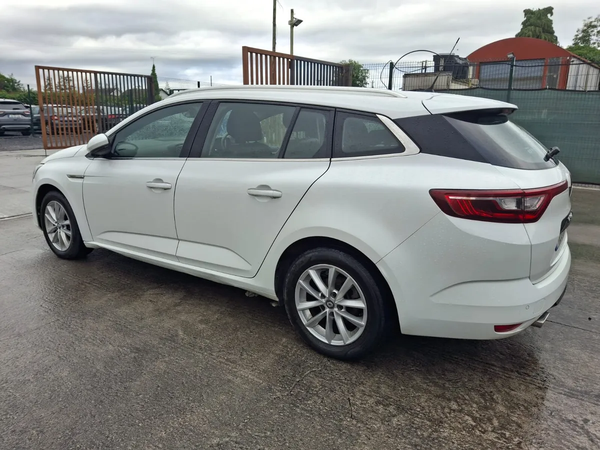 172 Renault MEGANE Sport - Image 3
