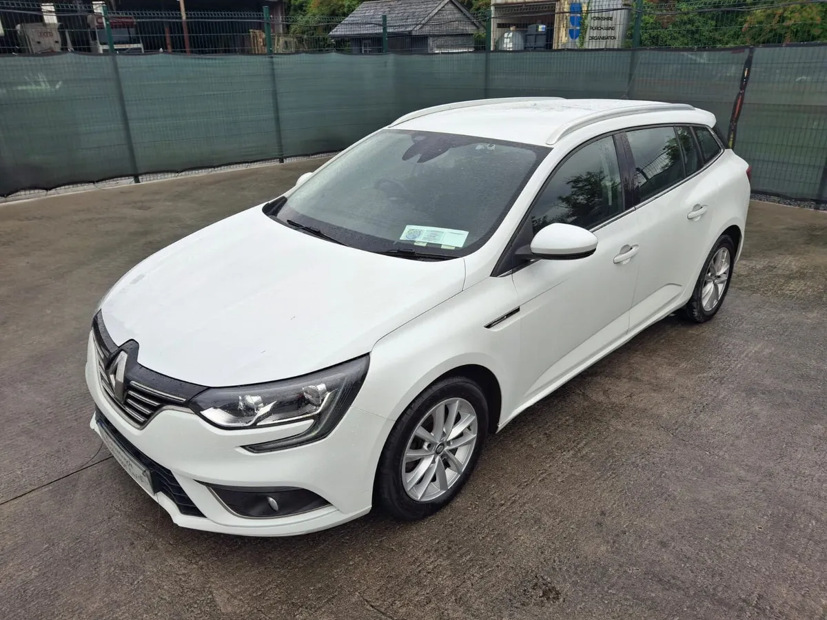 172 Renault MEGANE Sport - Image 1