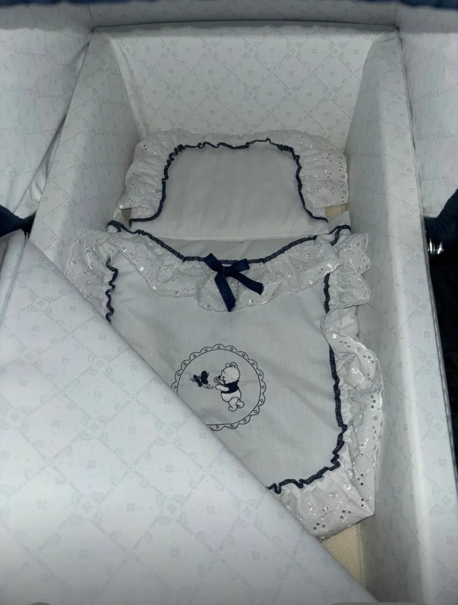Silver cross dolls pram - Image 3