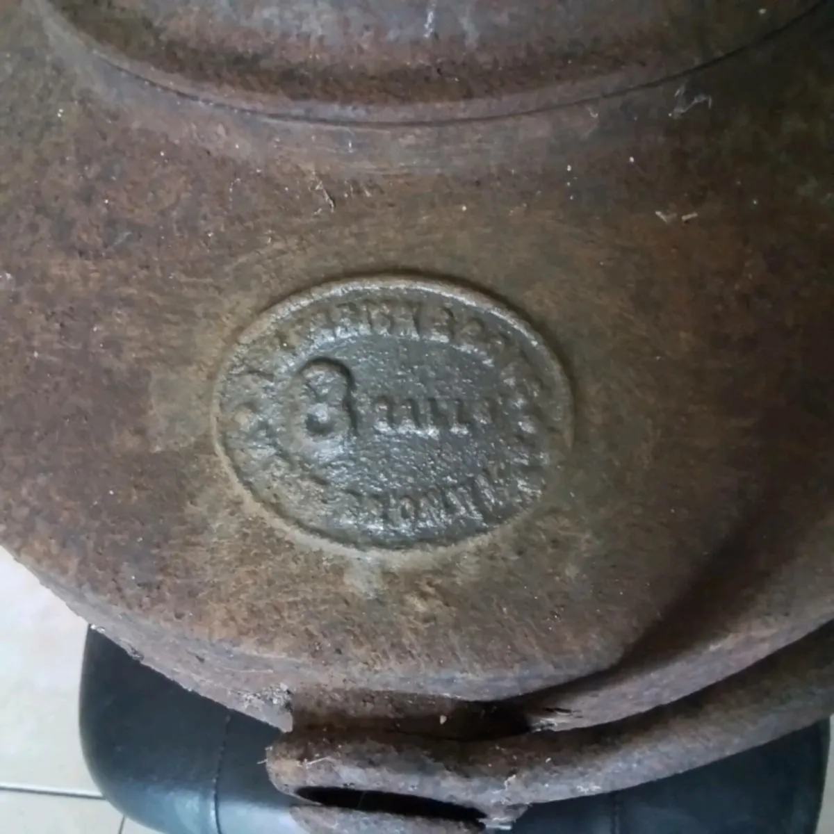 ANTIQUE AND COLLECTABLES - Image 3