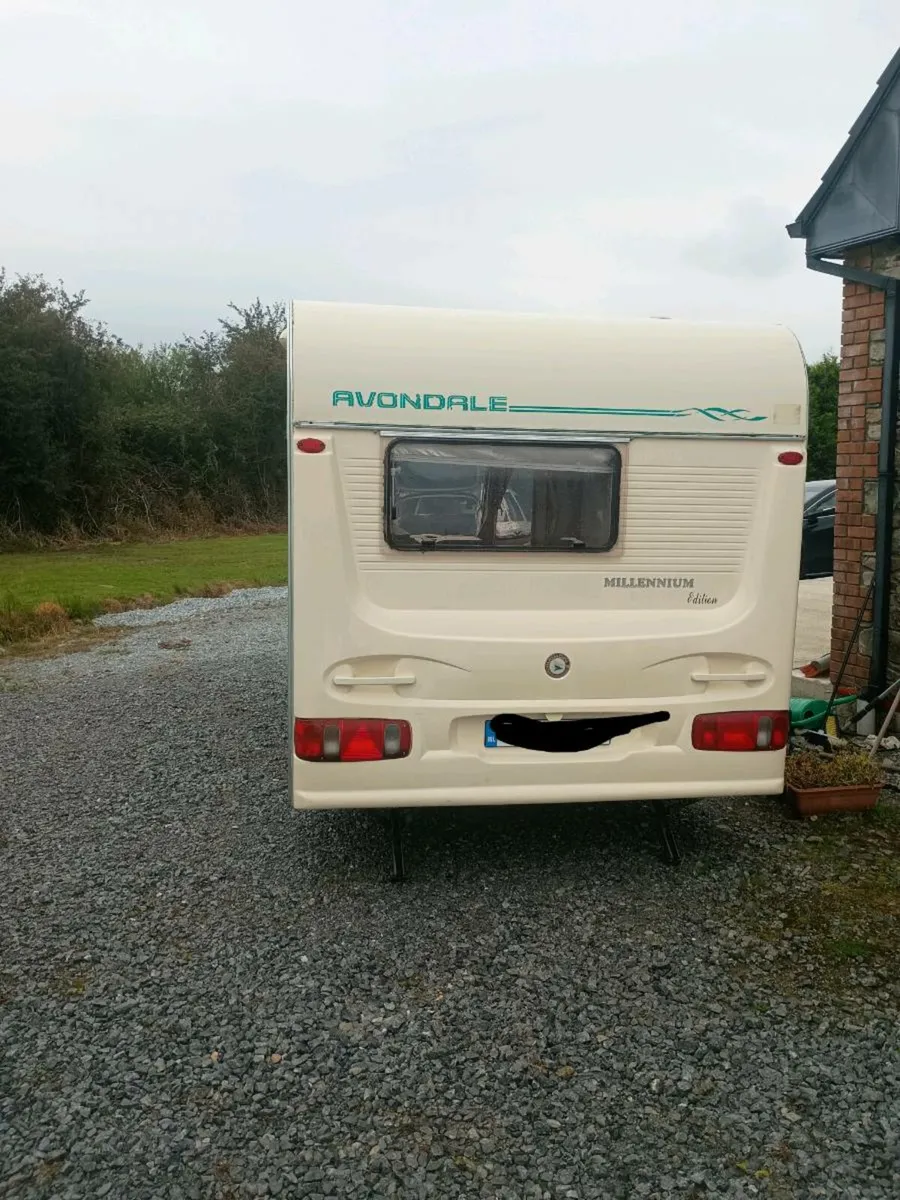 2 berth caravan - Image 3