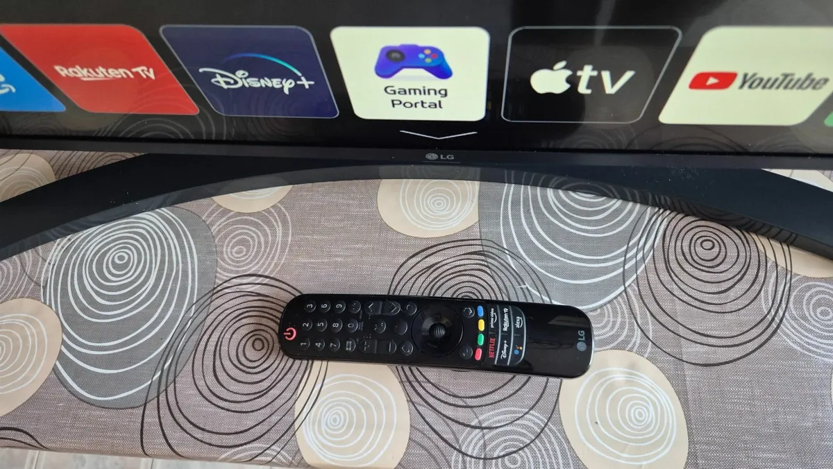 43" LG 4K Smart TV - Image 4
