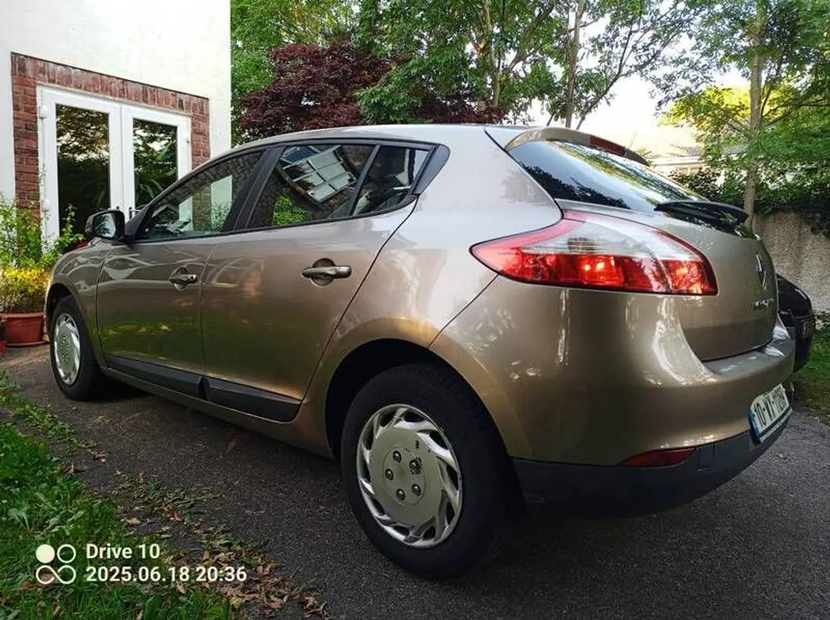 2010 Renault Megane 1.5L dCi - Image 2