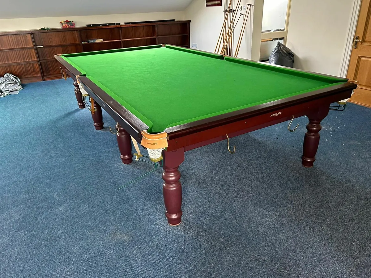 Snooker table - Image 1
