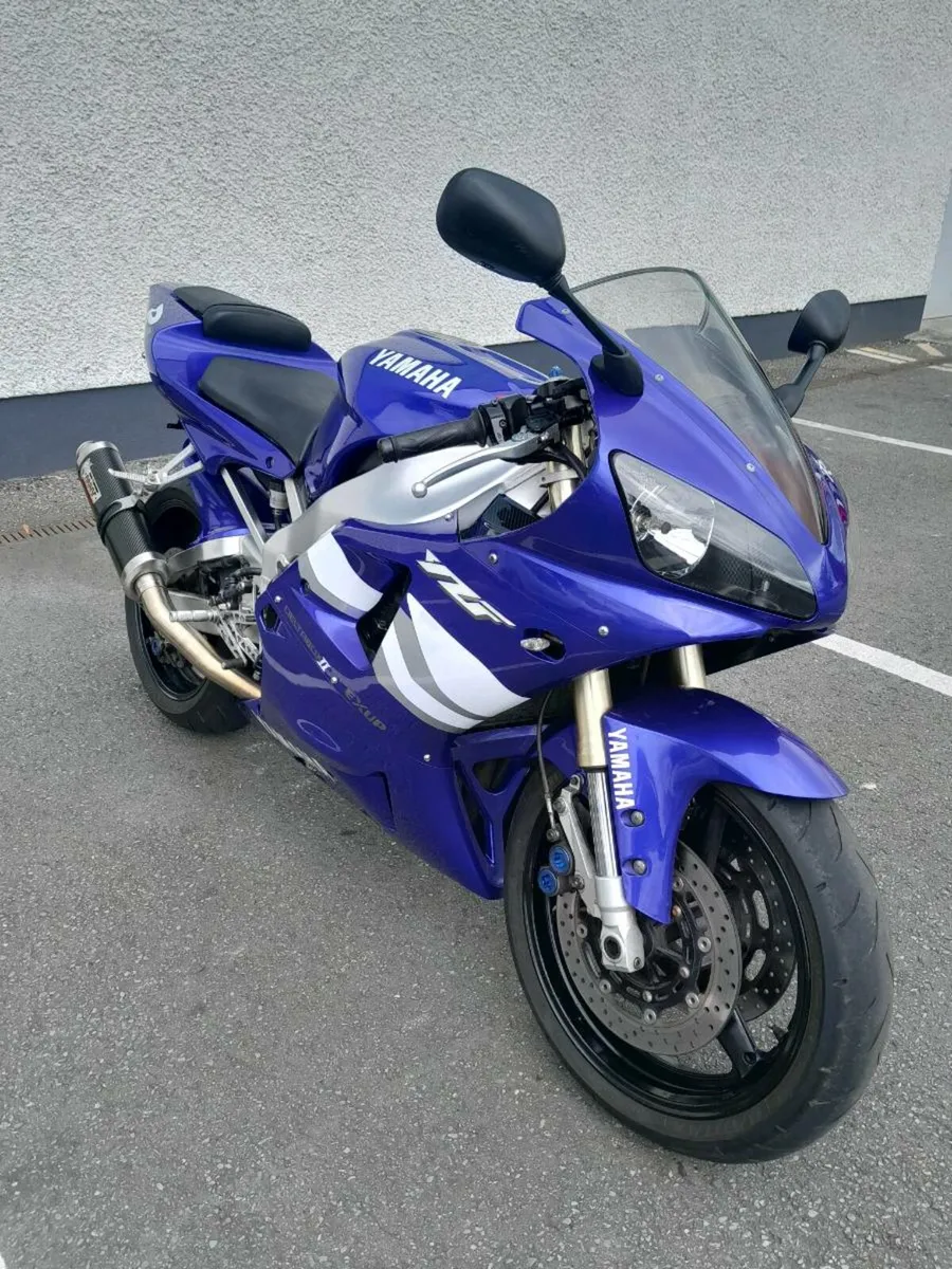 Yamaha R1 2000 - Image 4