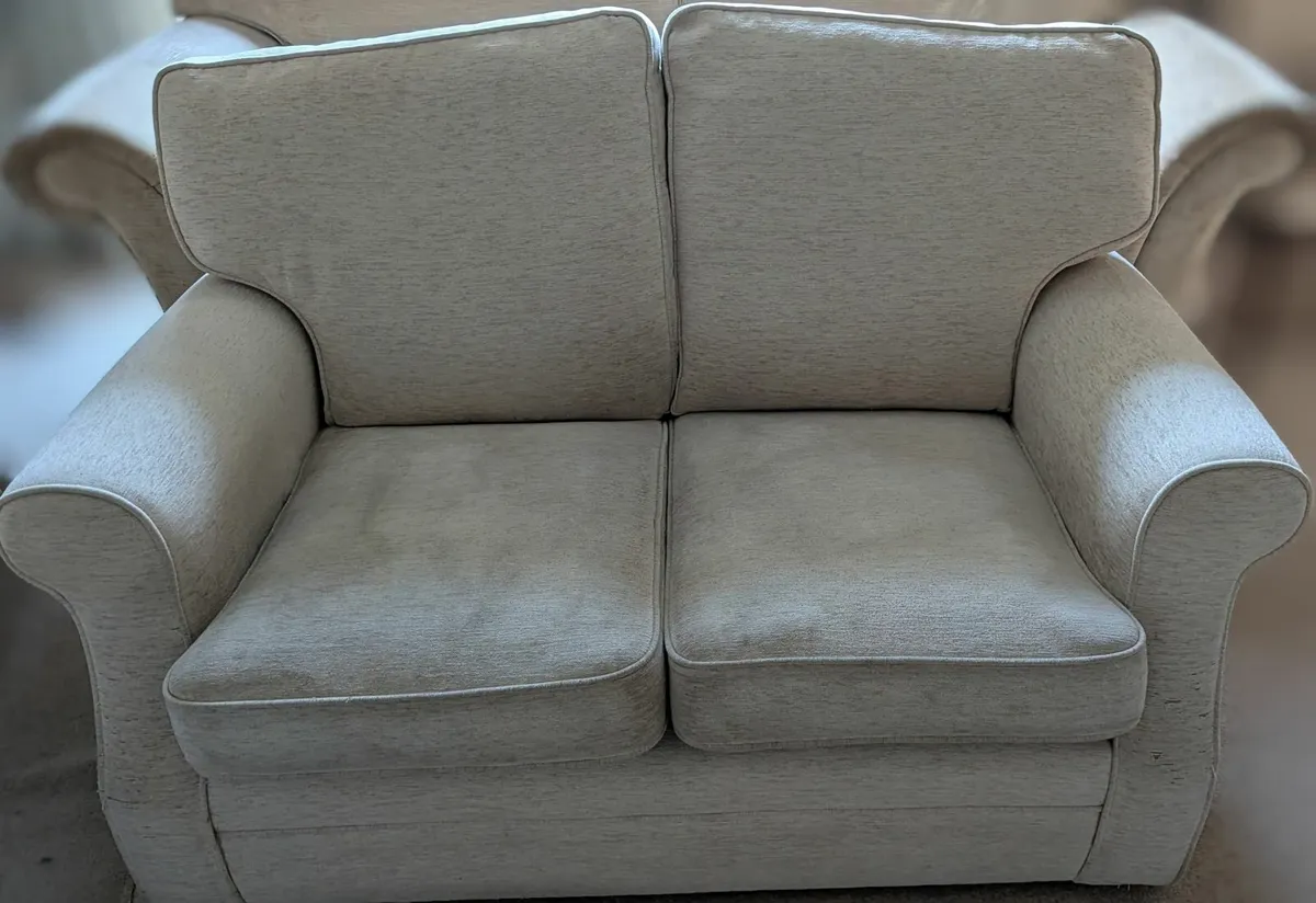 Couch - Exceptional Support - Image 2