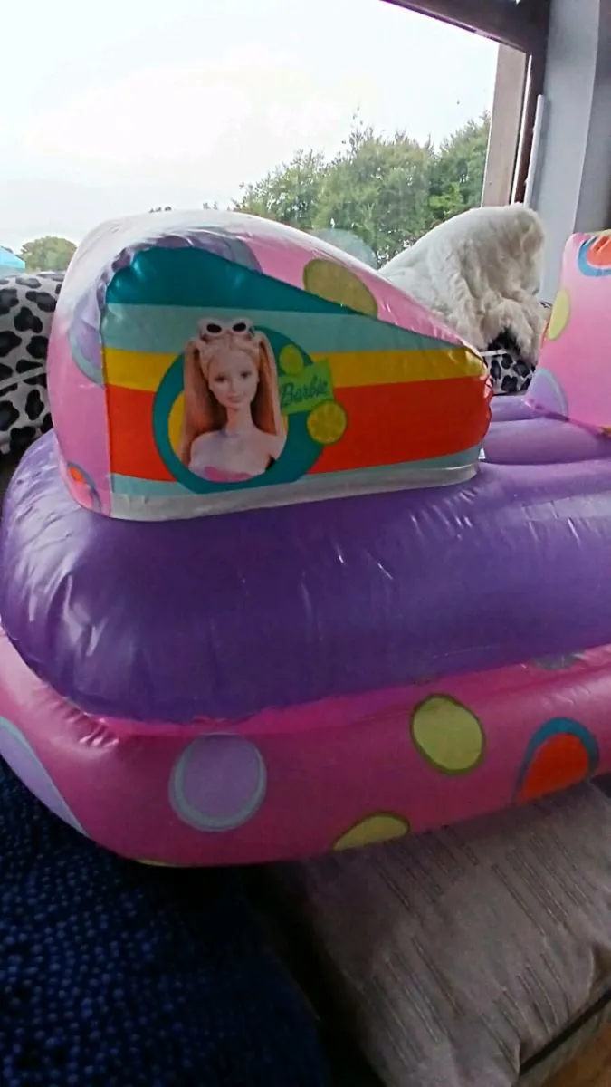 Mattel Barbie Inflatable Jet Ski - Image 4