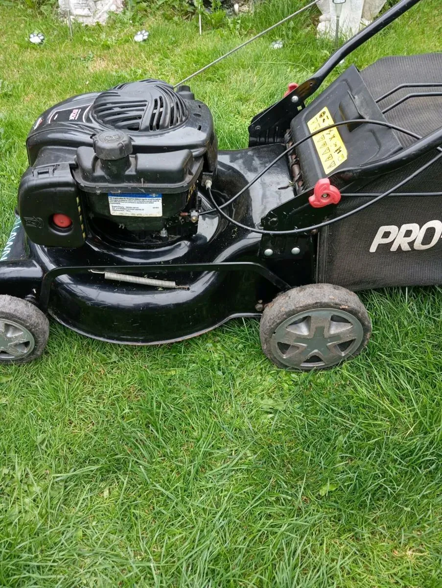 Prolawn self-drive lawnmower - Image 3