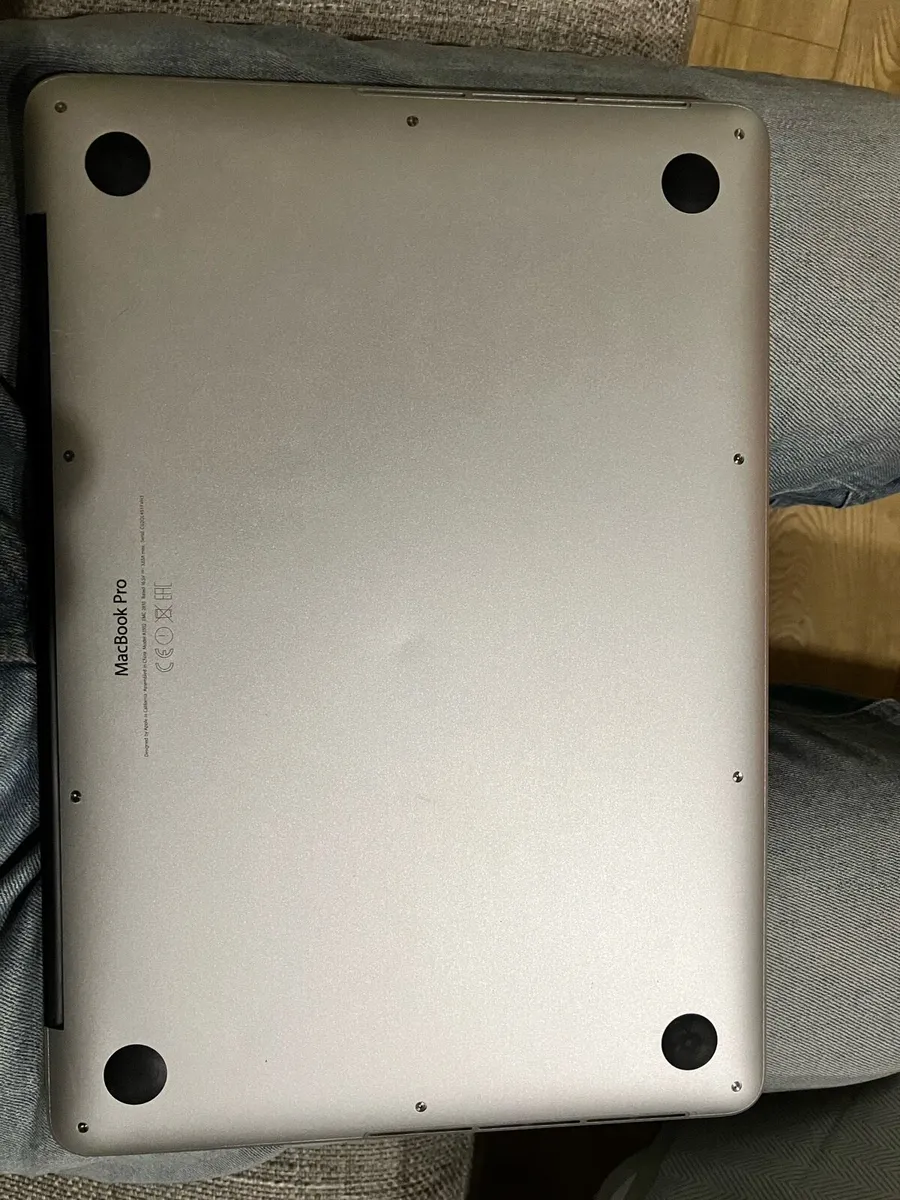 MacBook Pro - Image 3