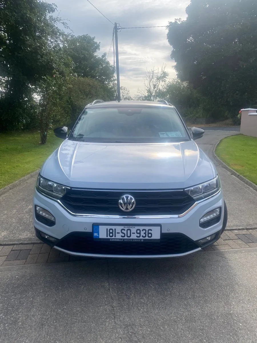 Volkswagen T-Roc Dsn 1.0 Tsi M6F 115hp White/Grey - Image 3