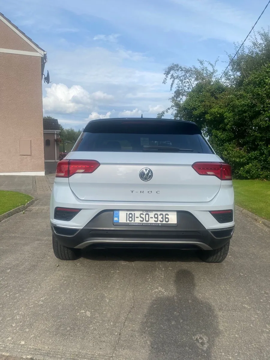 Volkswagen T-Roc Dsn 1.0 Tsi M6F 115hp White/Grey - Image 4