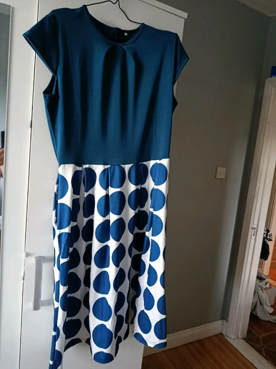 Selection of dresses - Image 2