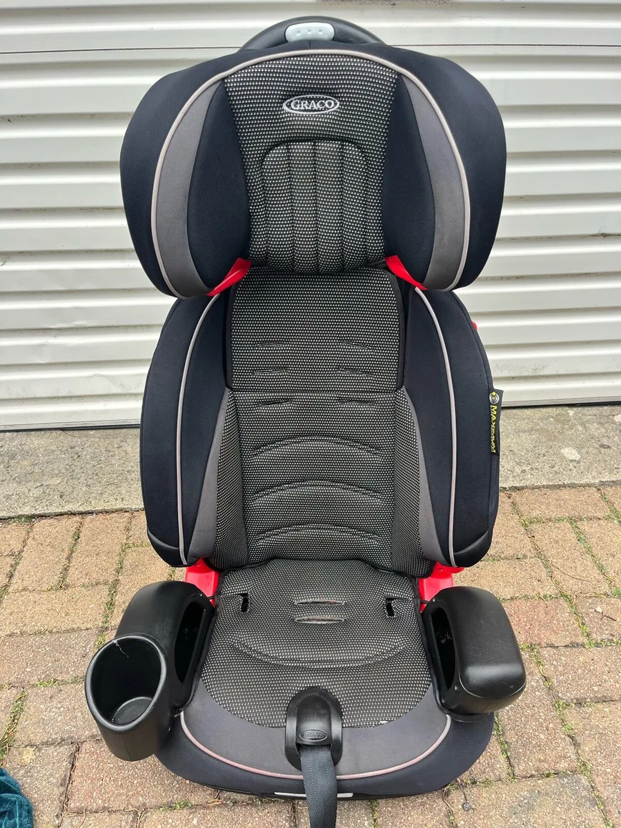 GRACO Car seat for age 4-9years - Image 1