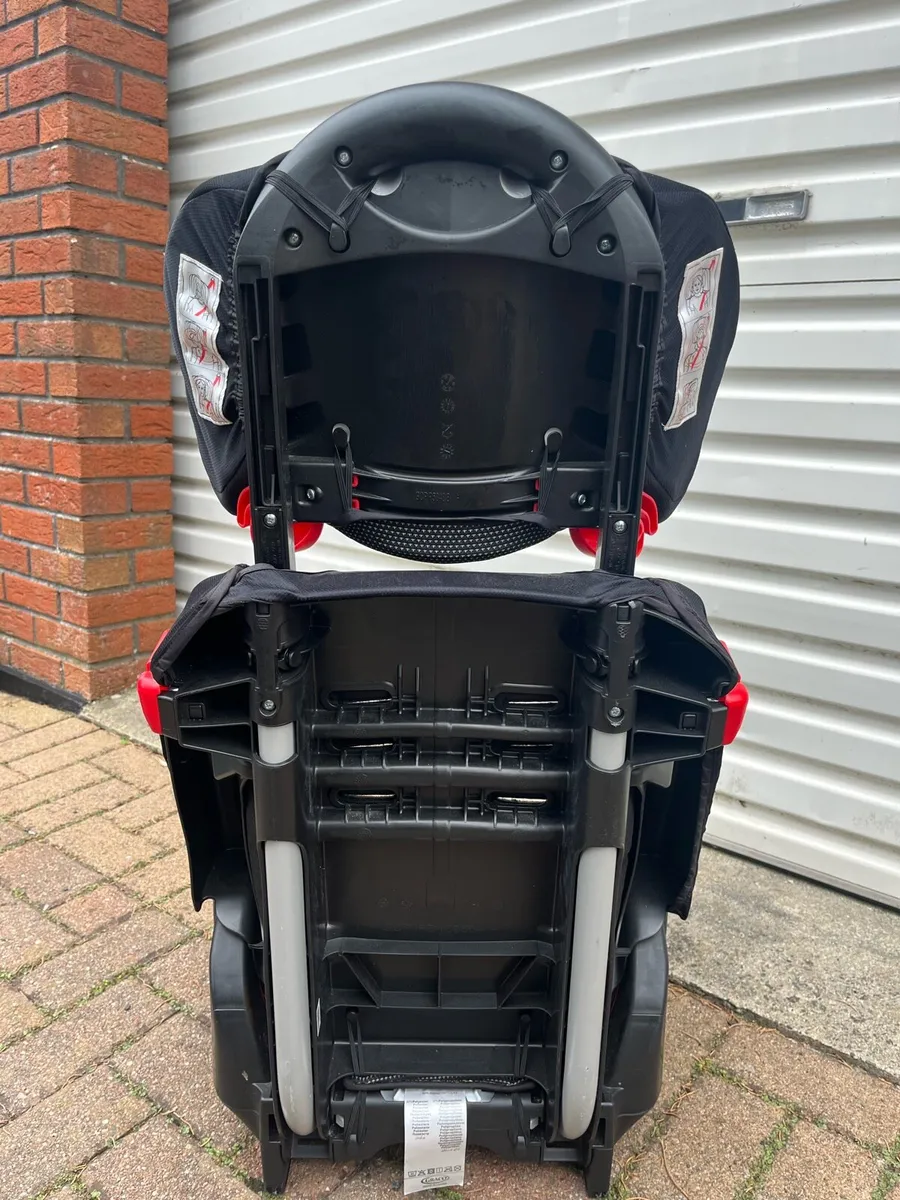 GRACO Car seat for age 4-9years - Image 4