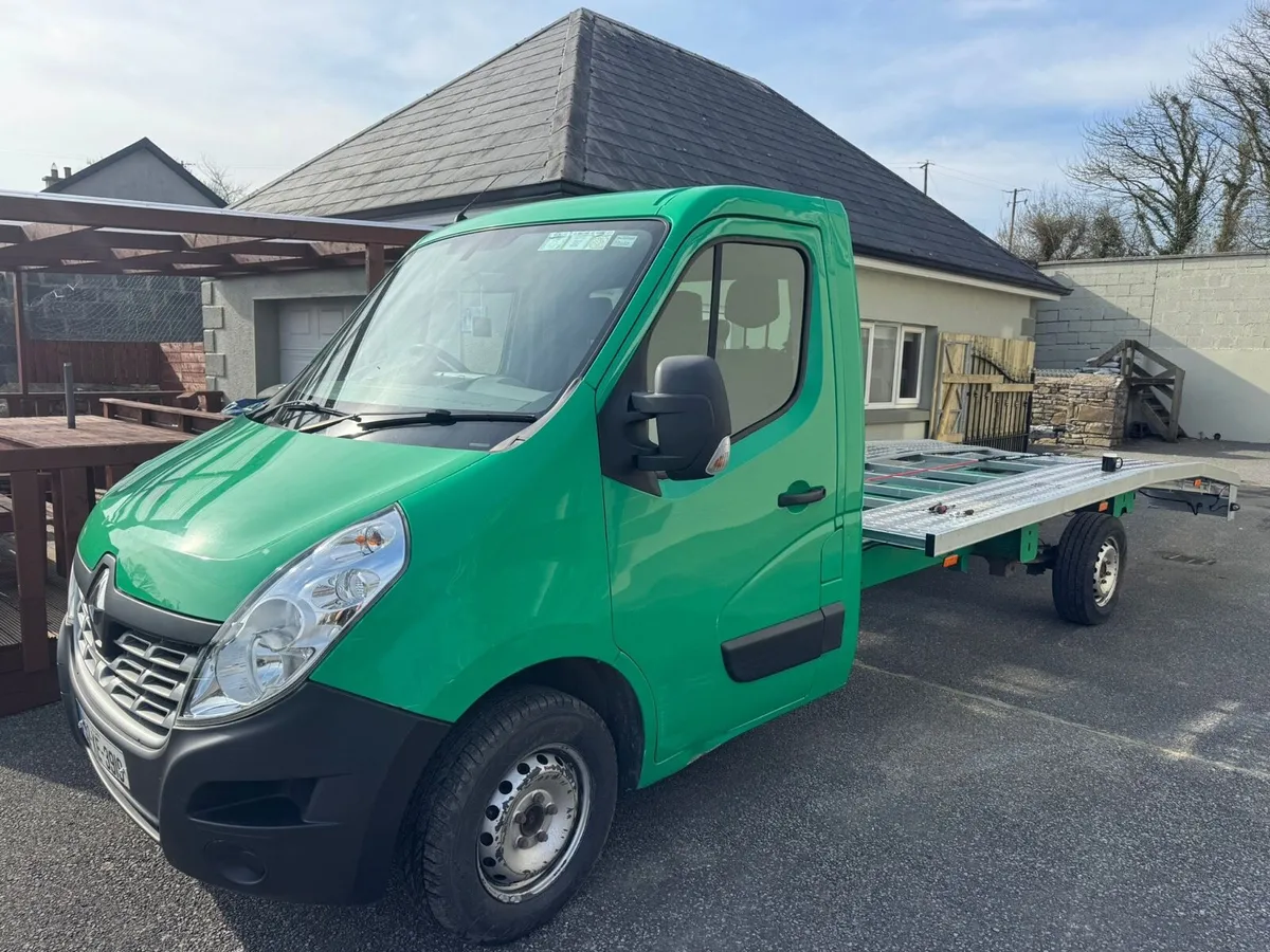 2015 Renault master recovery truck tax&test - Image 1