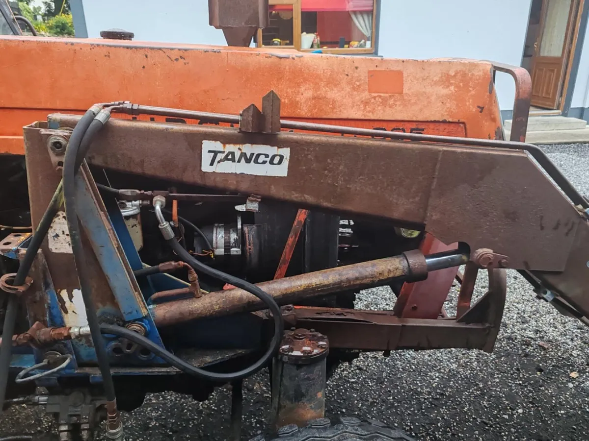 Tractor loader - Image 4