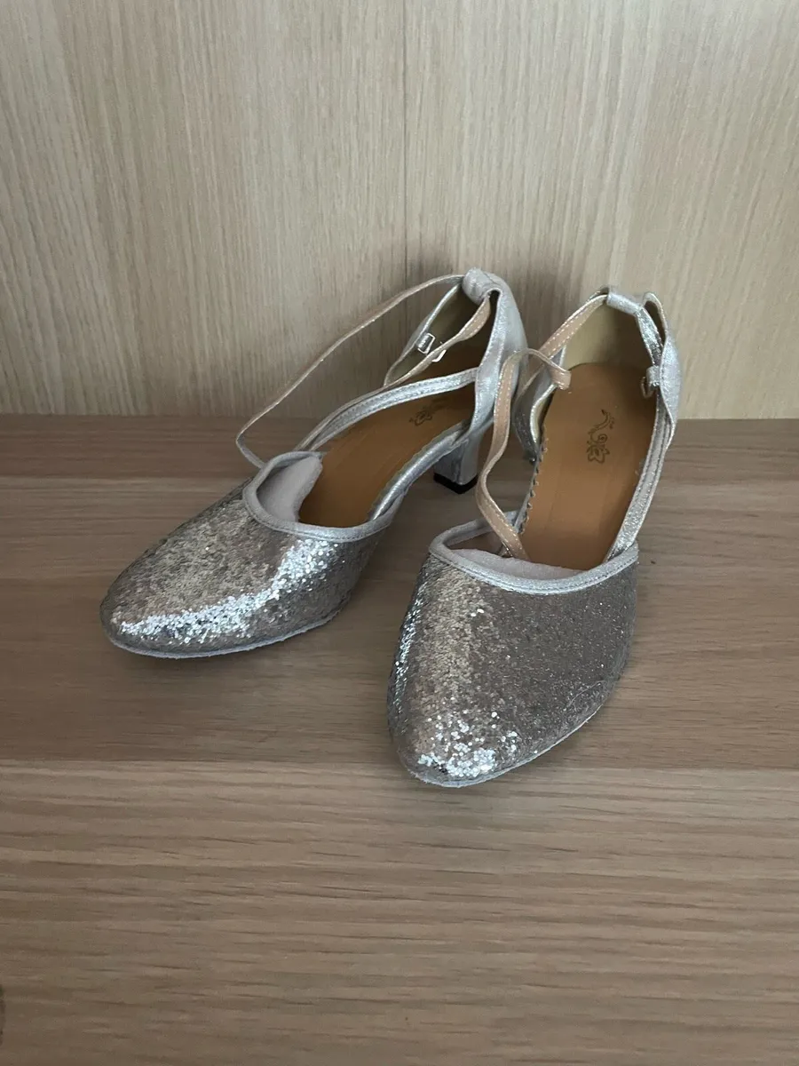 Sparkle heels (perfect for debs/ty ball) - Image 2