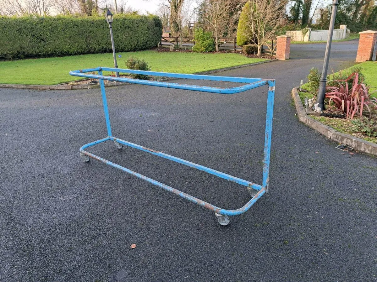 3 pce suite trolleys - Image 2